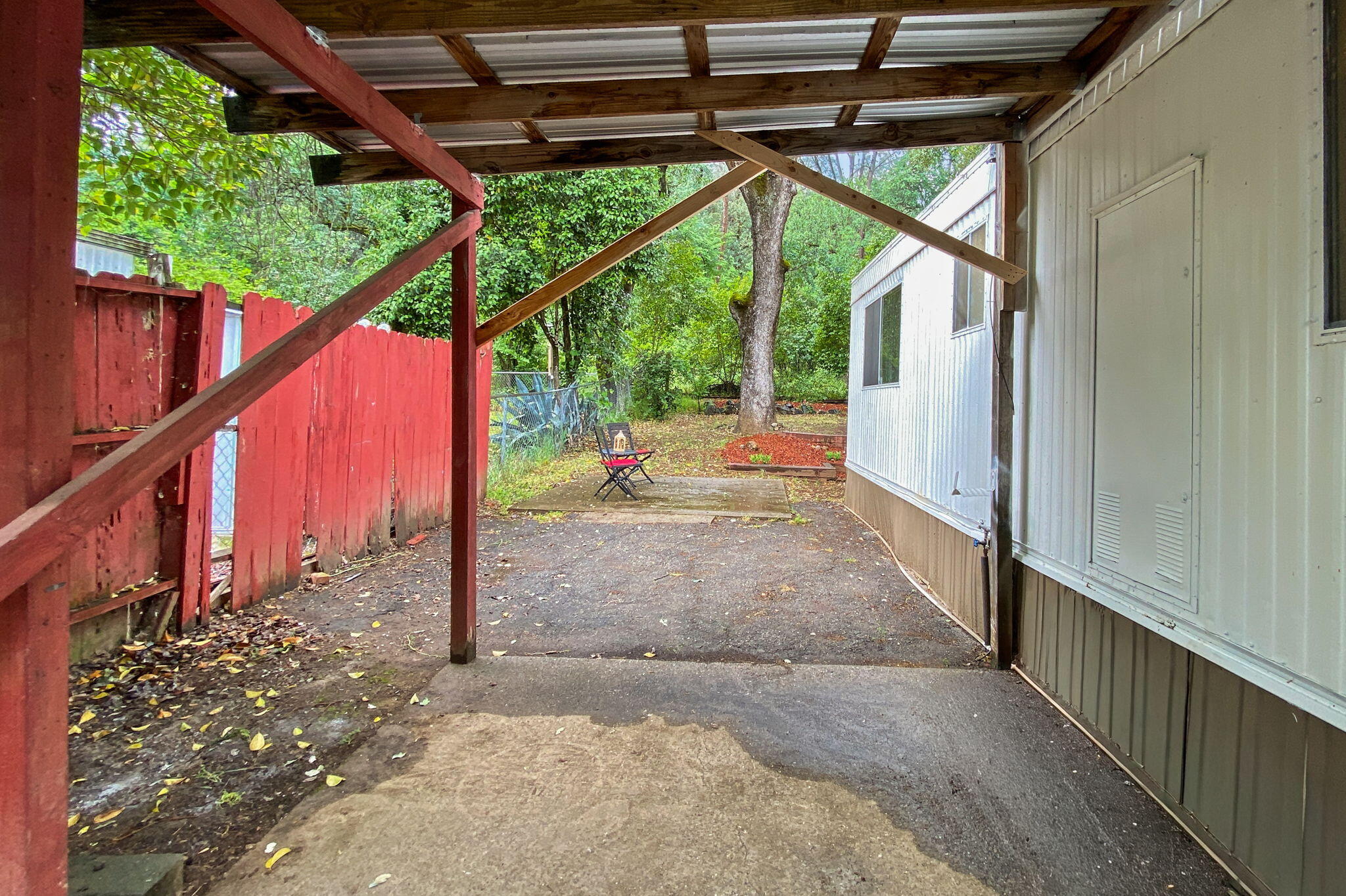 4410 Westside Road, 68