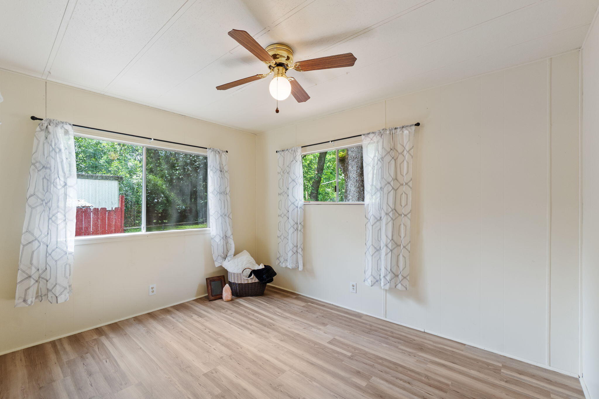 4410 Westside Road, 68