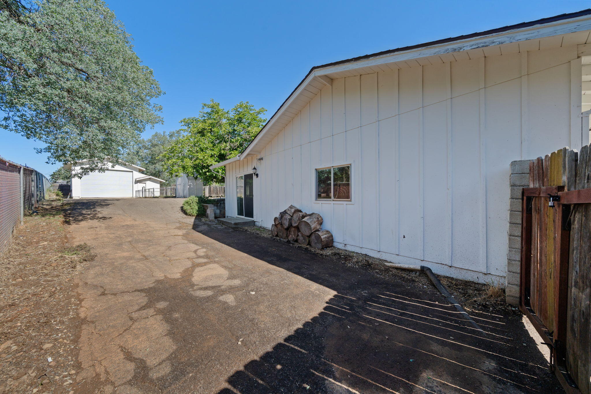 2648 Yana Avenue