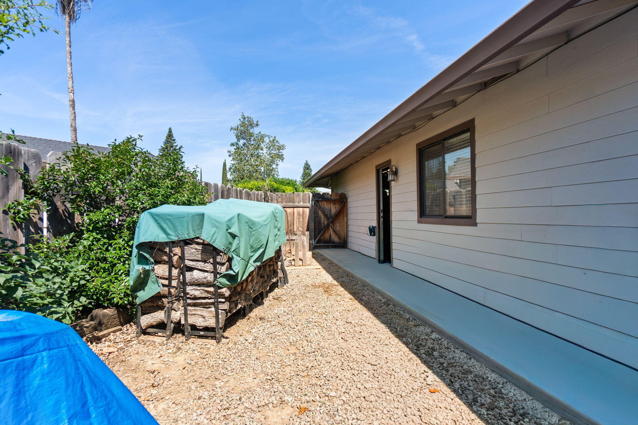 2560 Oriole Drive