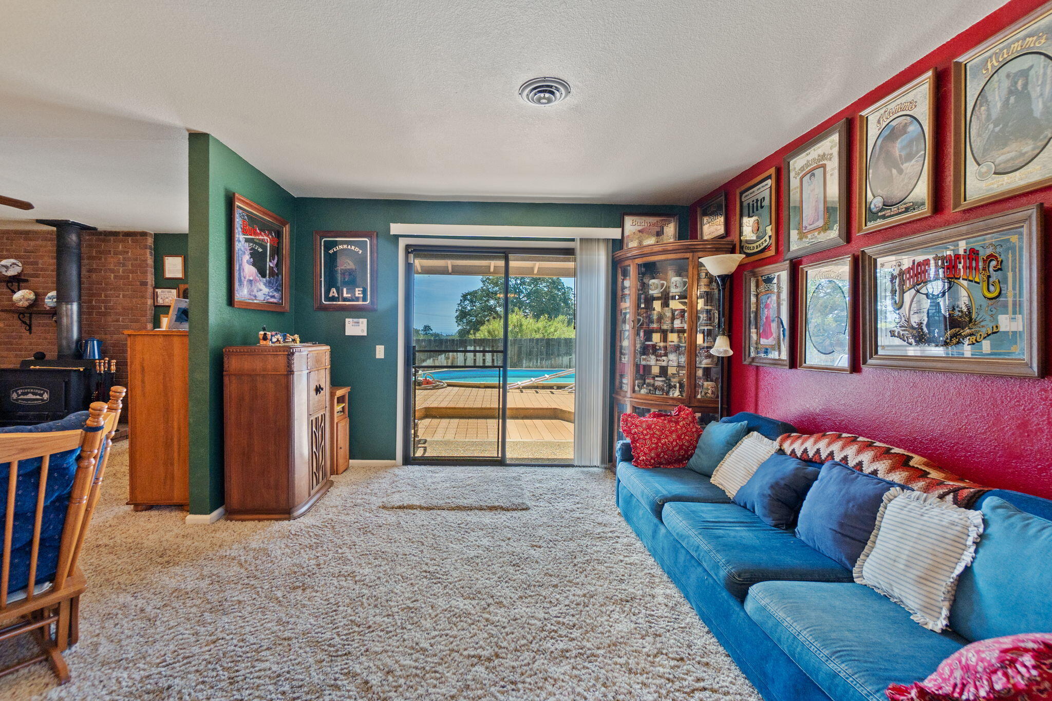 2560 Oriole Drive