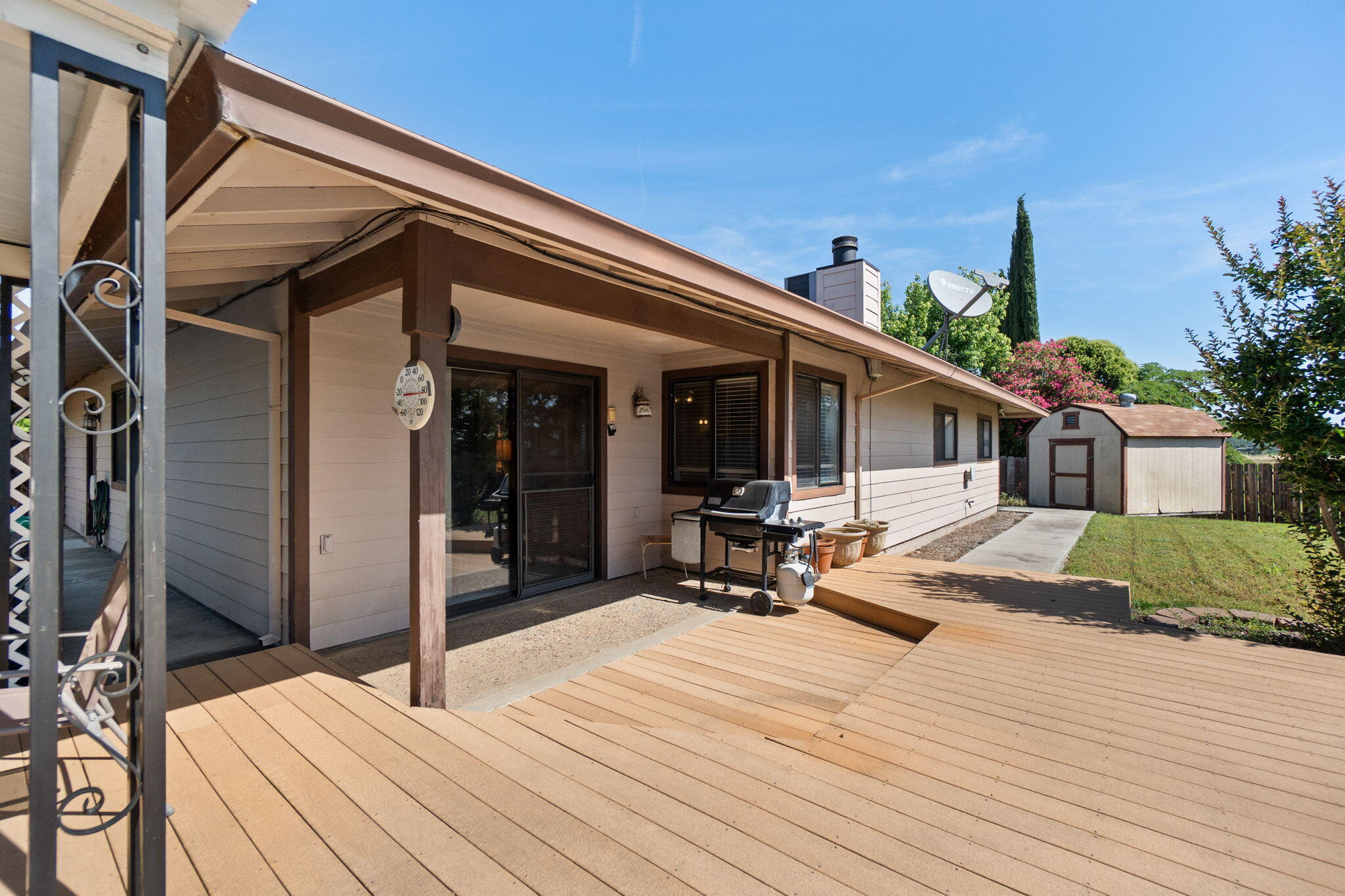 2560 Oriole Drive
