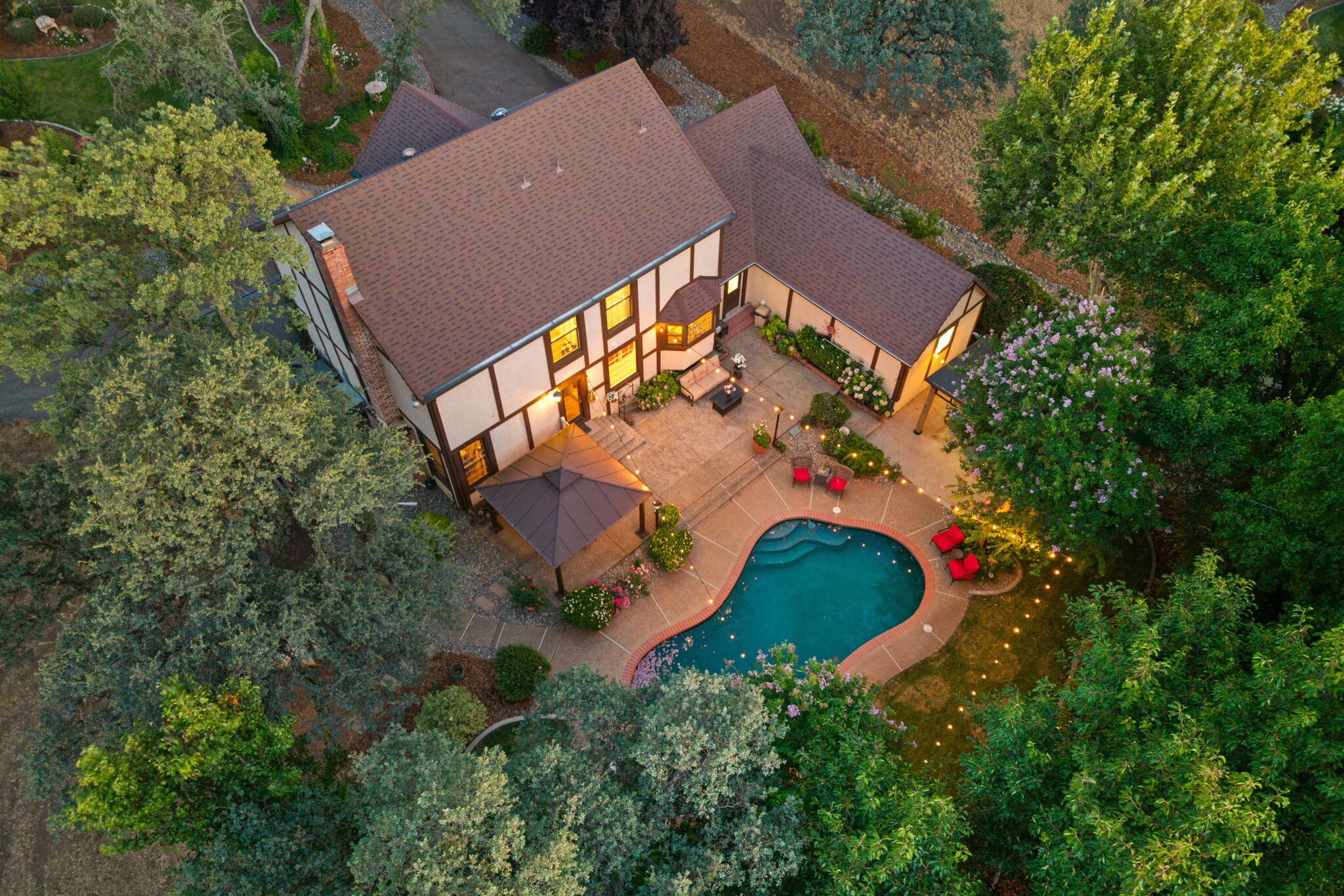 2990 Forest Hills Drive