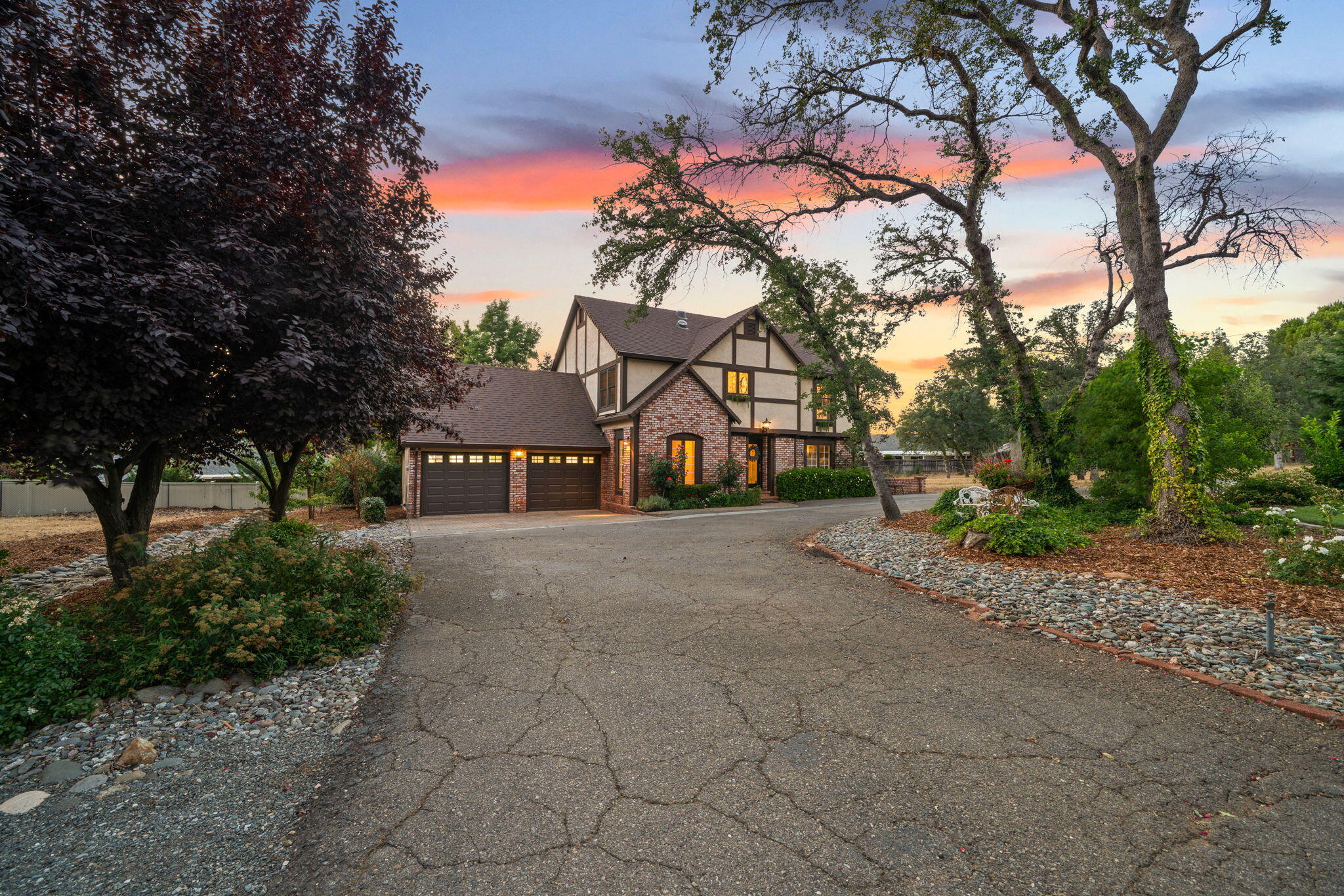 2990 Forest Hills Drive