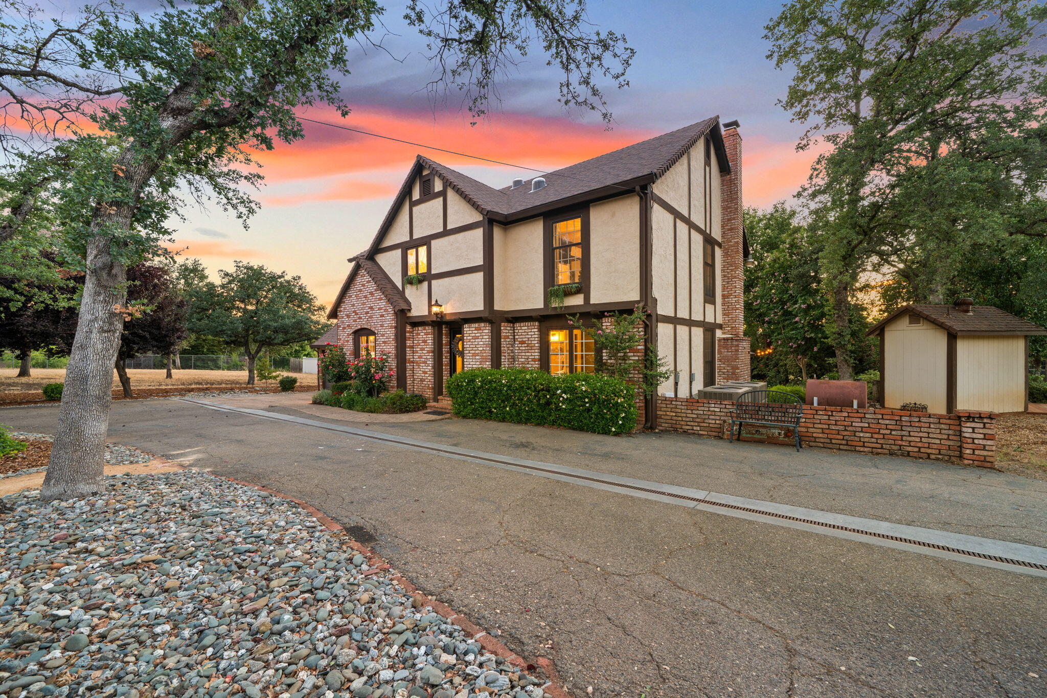 2990 Forest Hills Drive