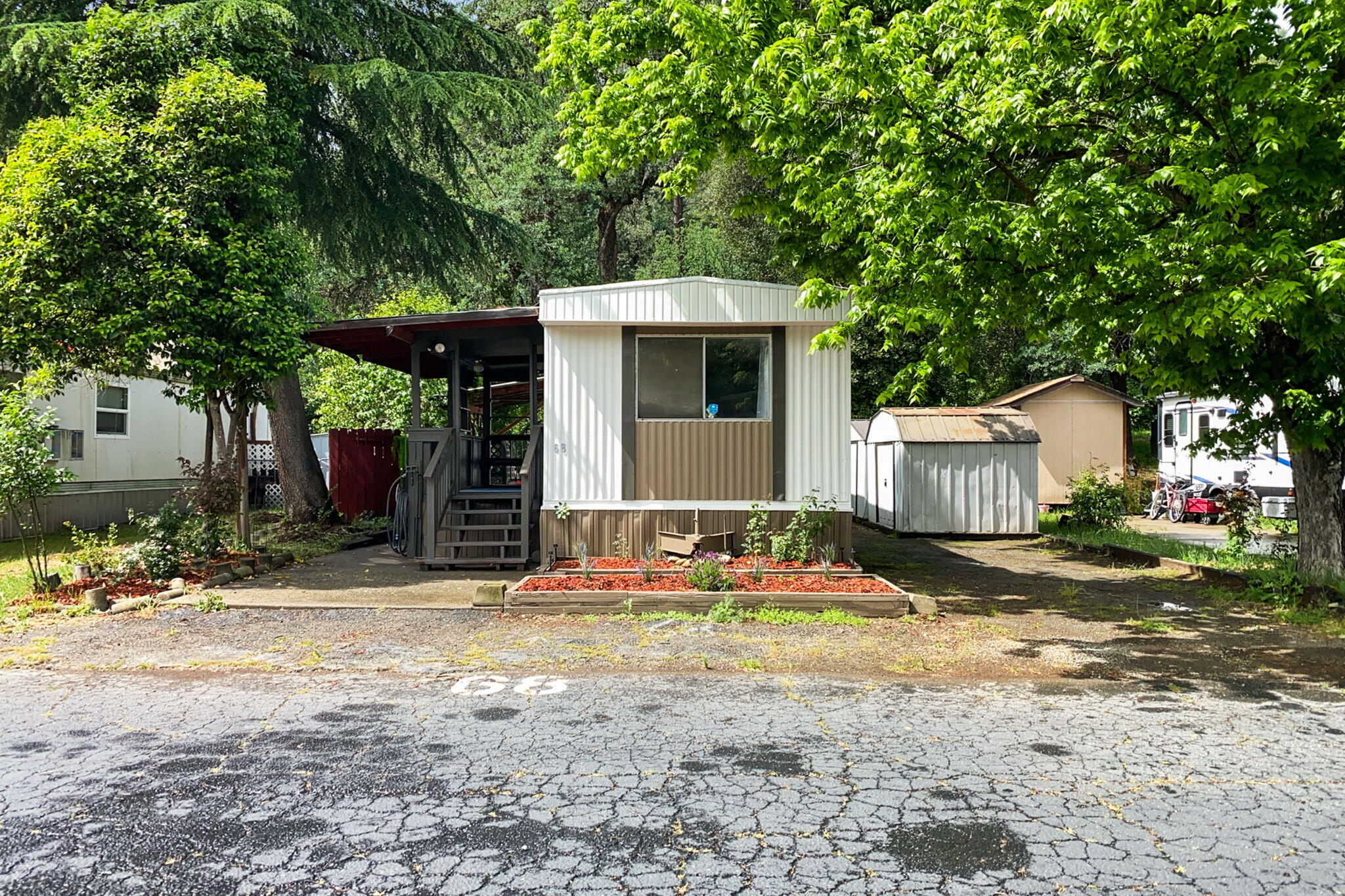 4410 Westside Road, 68