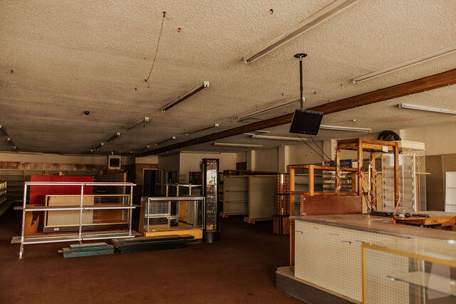 37017 E State Highway 299