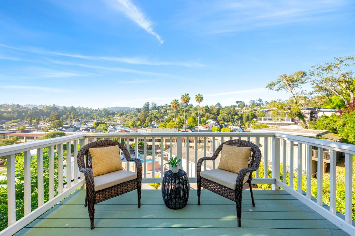 221 Rio Del Mar BLVD