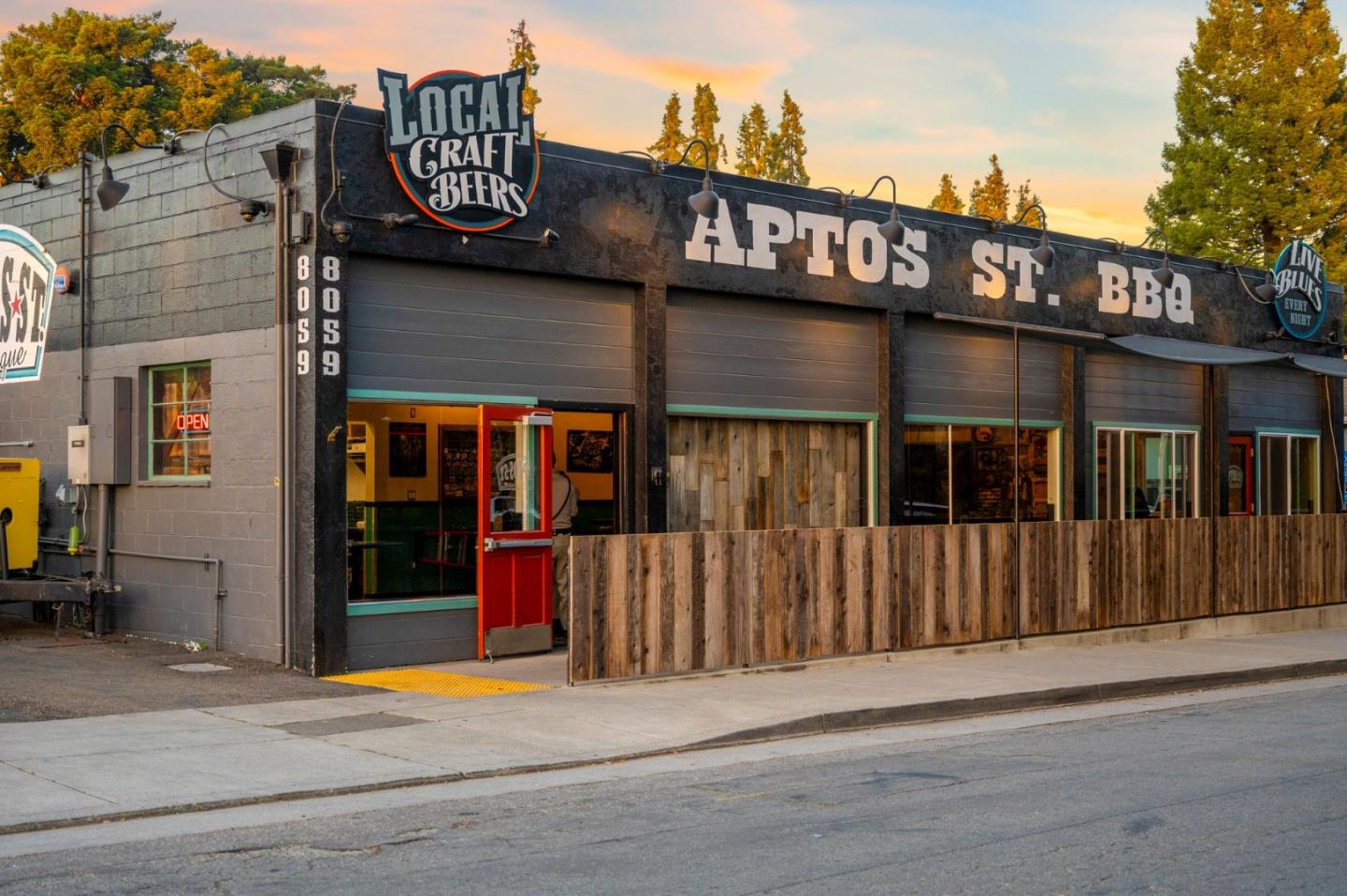 221 Rio Del Mar BLVD