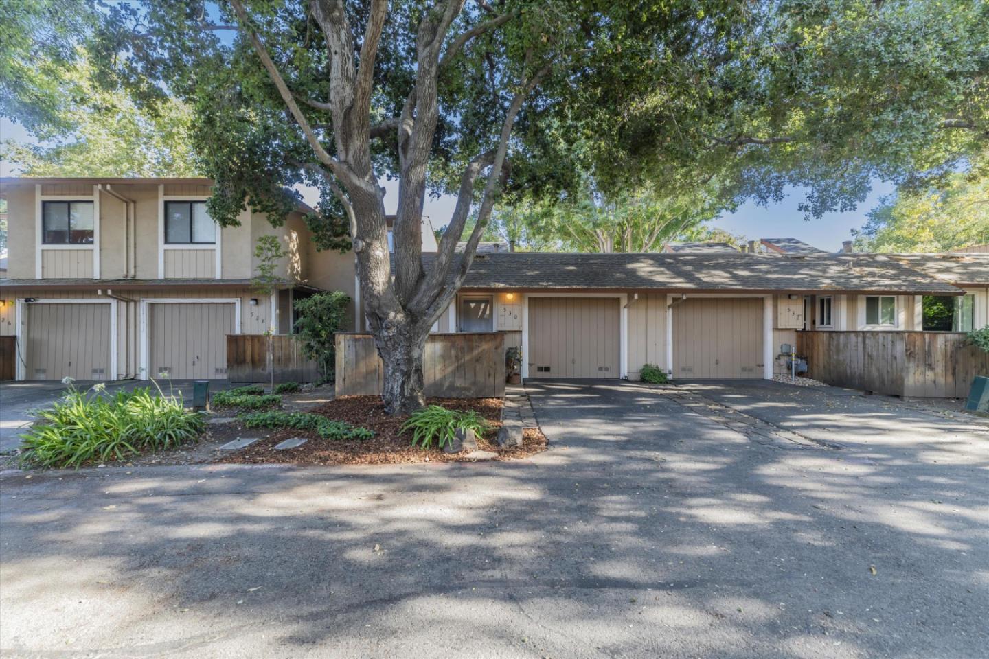 530 Felix WAY