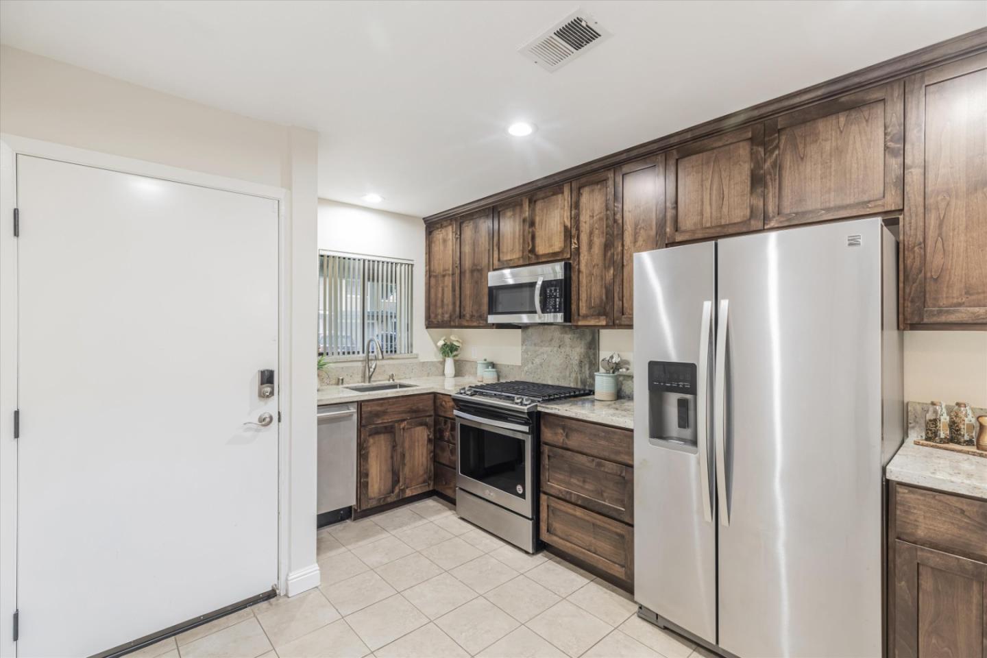 530 Felix WAY