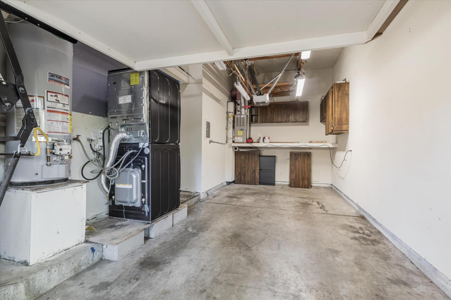 530 Felix WAY