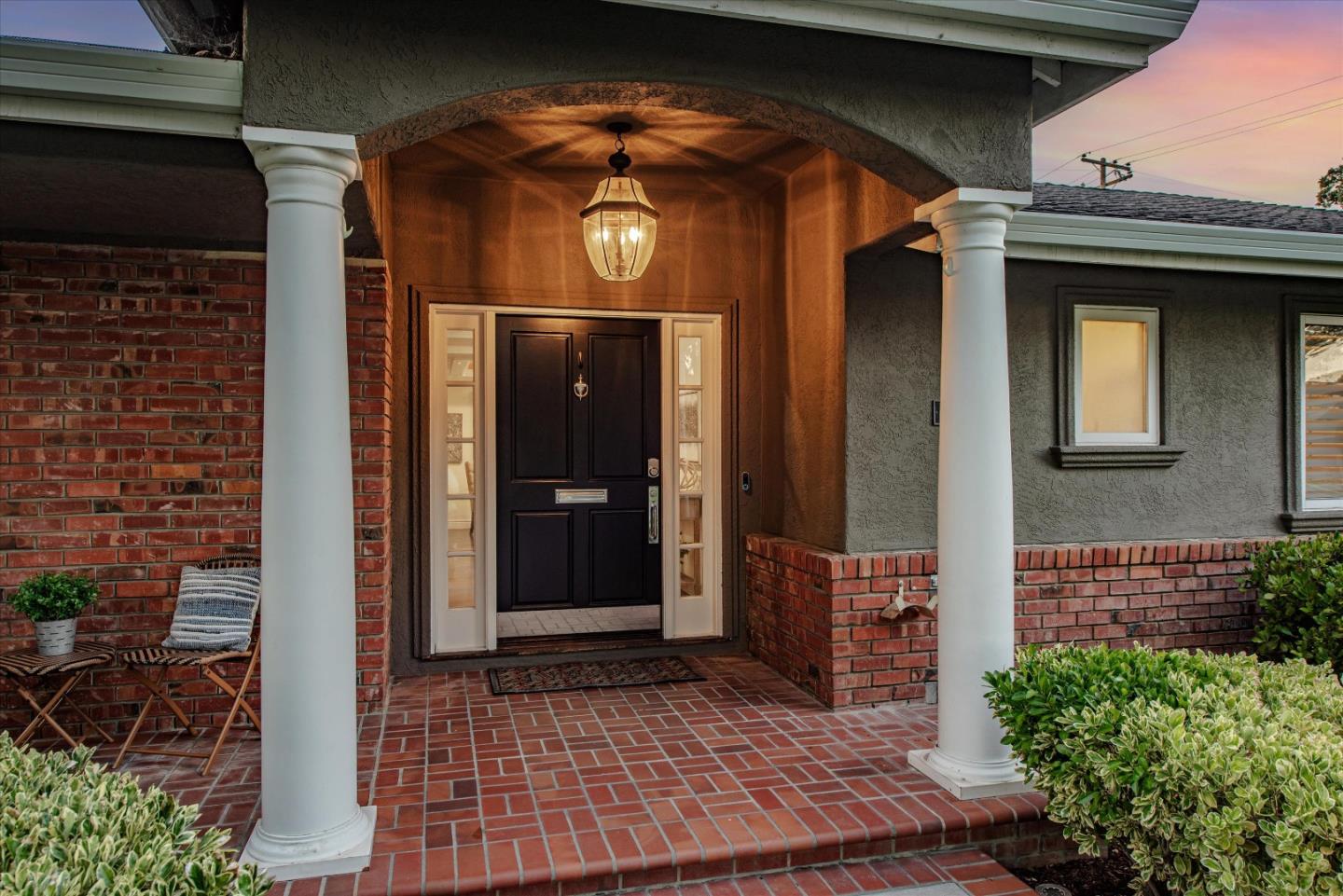 1701 Sweetbriar DR