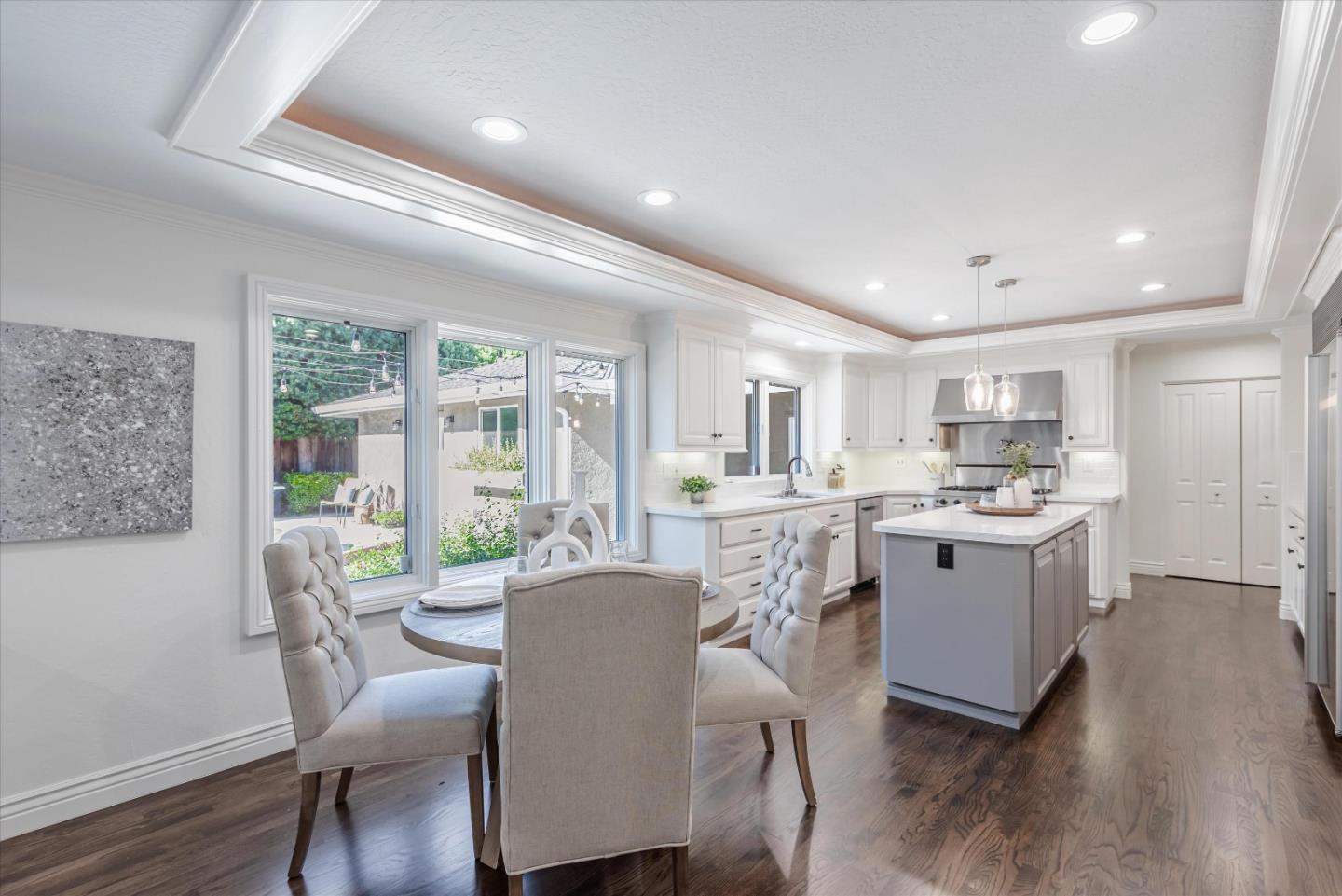 1701 Sweetbriar DR
