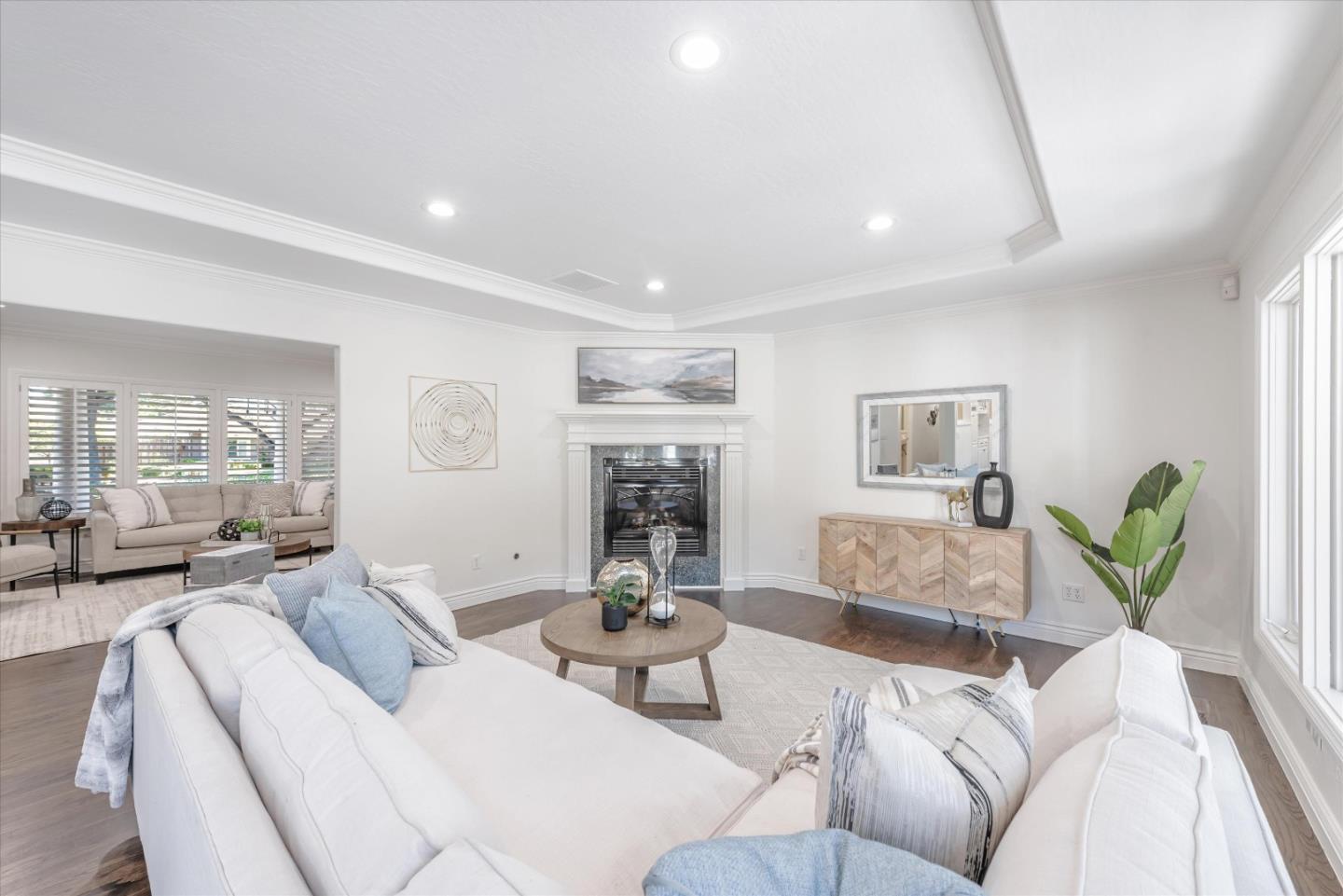 1701 Sweetbriar DR