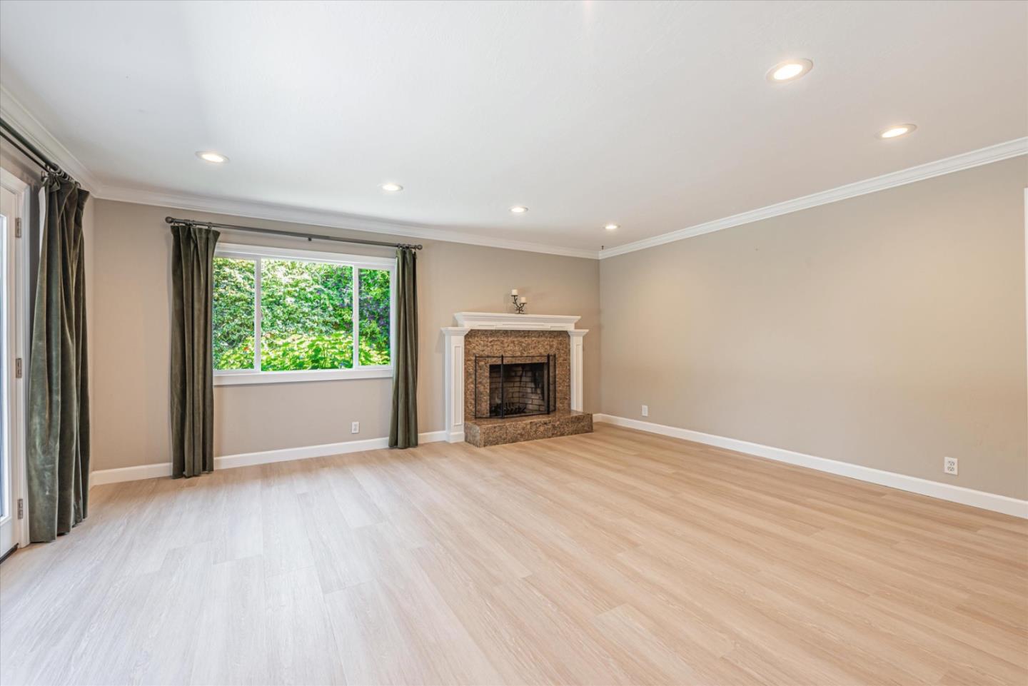 2268 Mazzaglia AVE