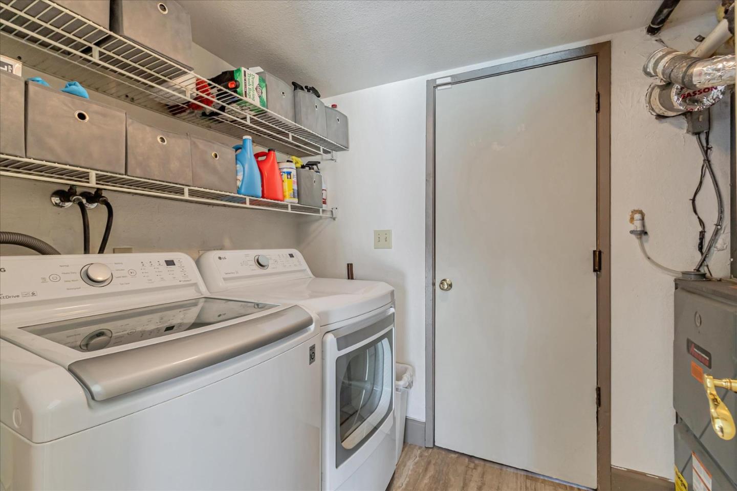 6438 Berwickshire WAY