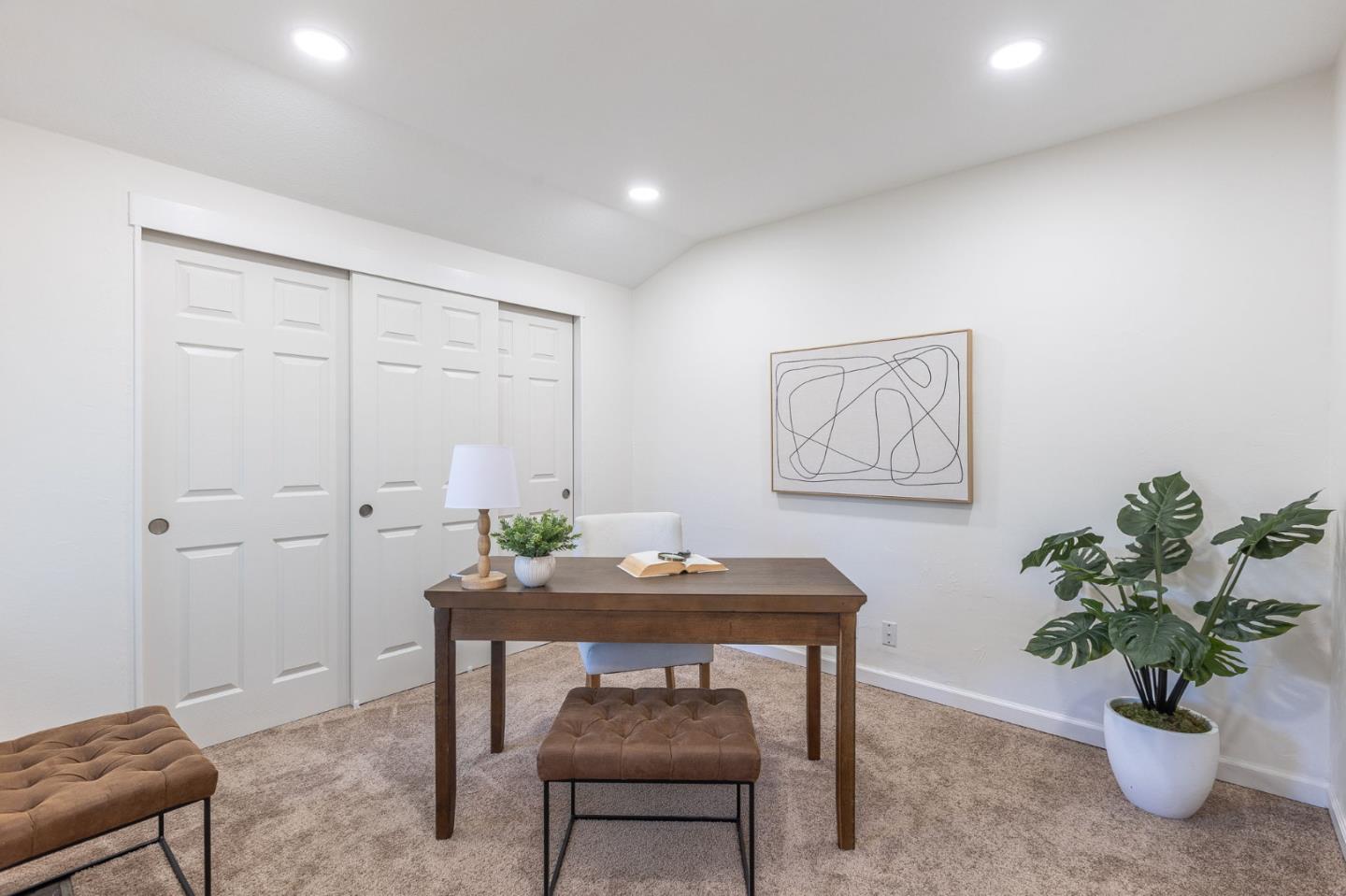 2550 Fairglen DR