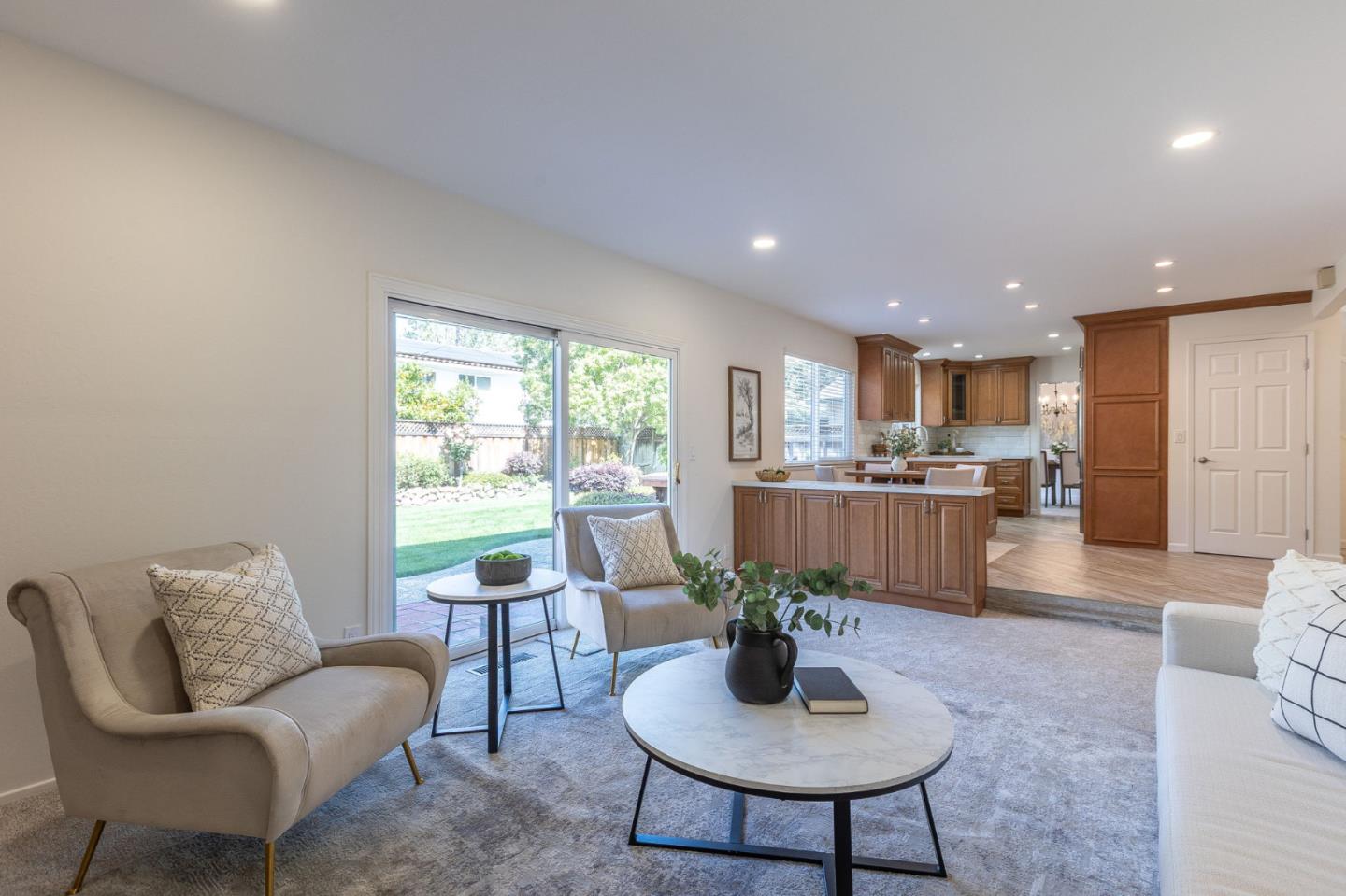 2550 Fairglen DR