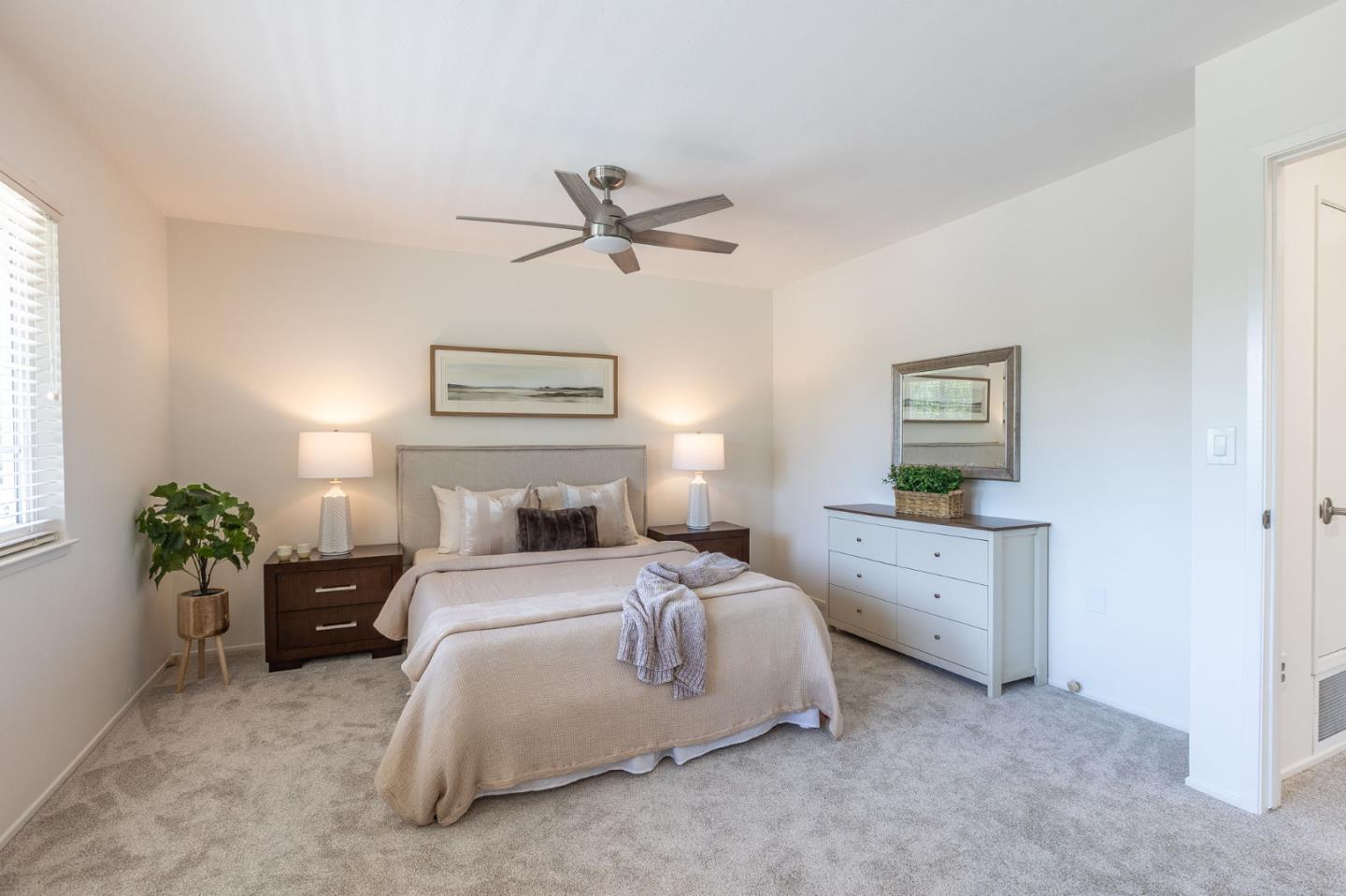 2550 Fairglen DR