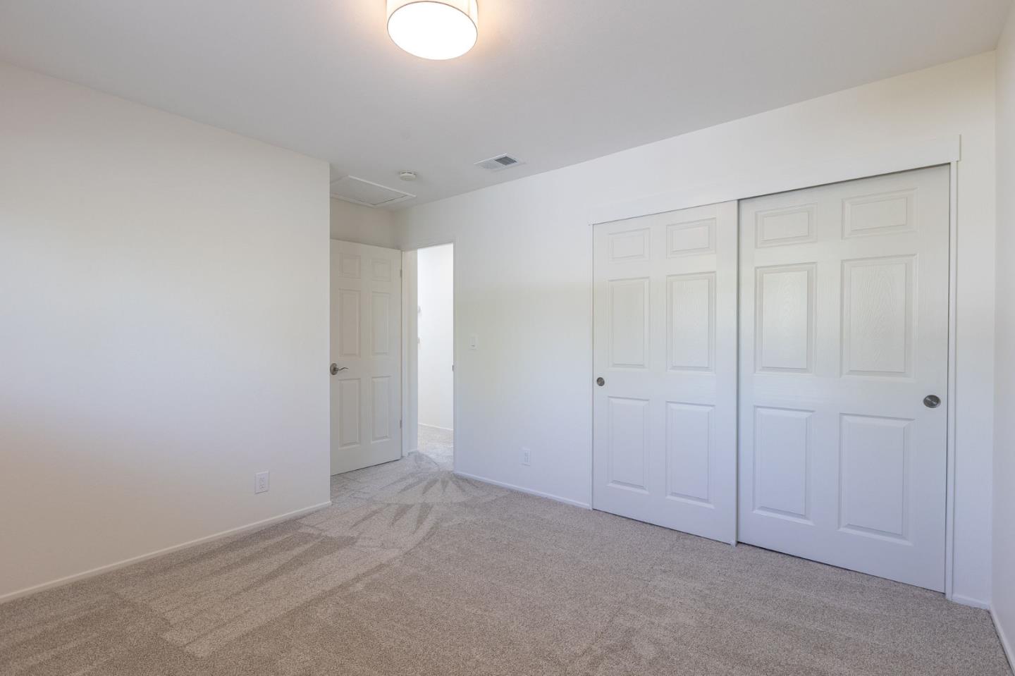 2550 Fairglen DR