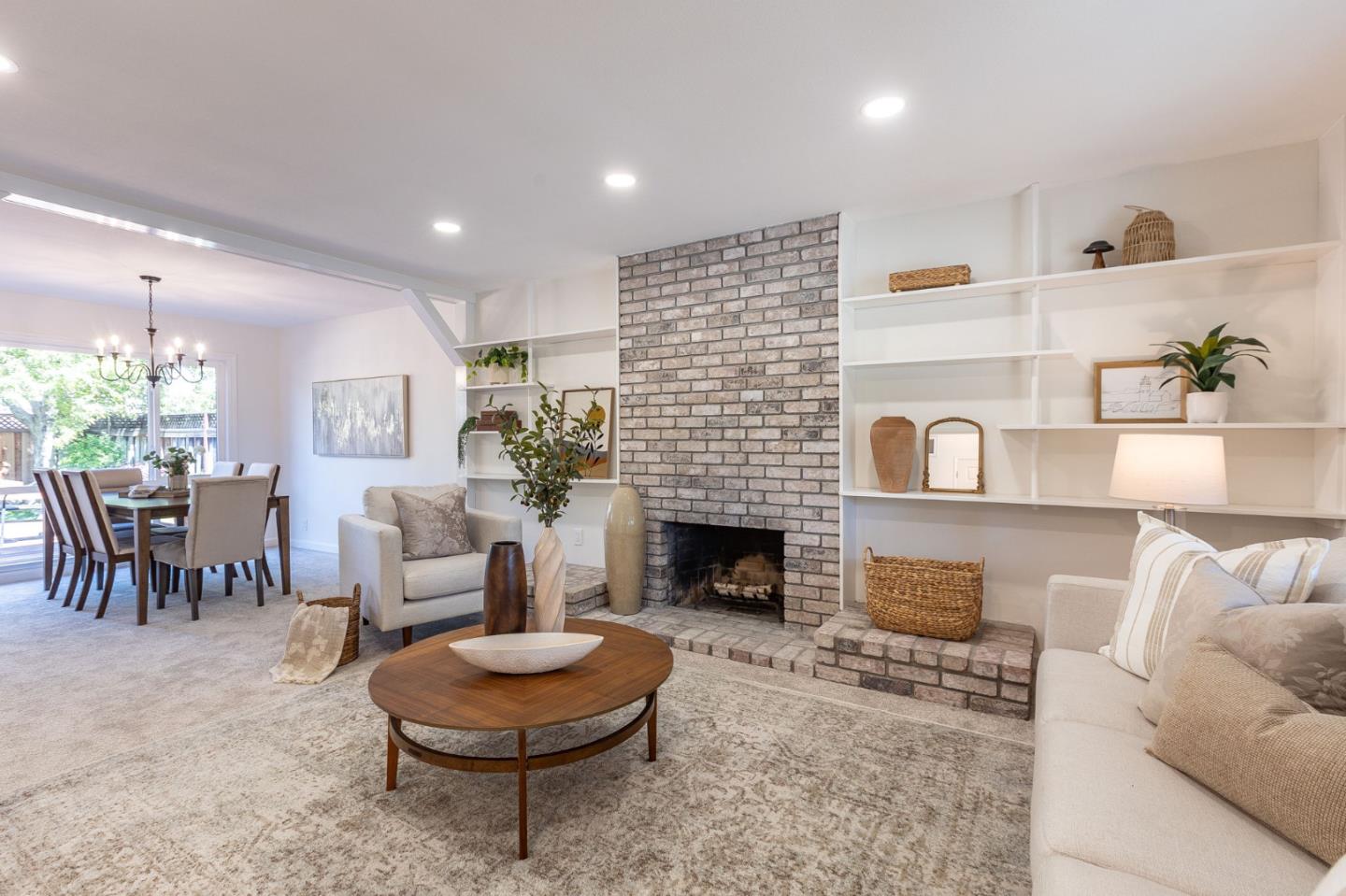 2550 Fairglen DR