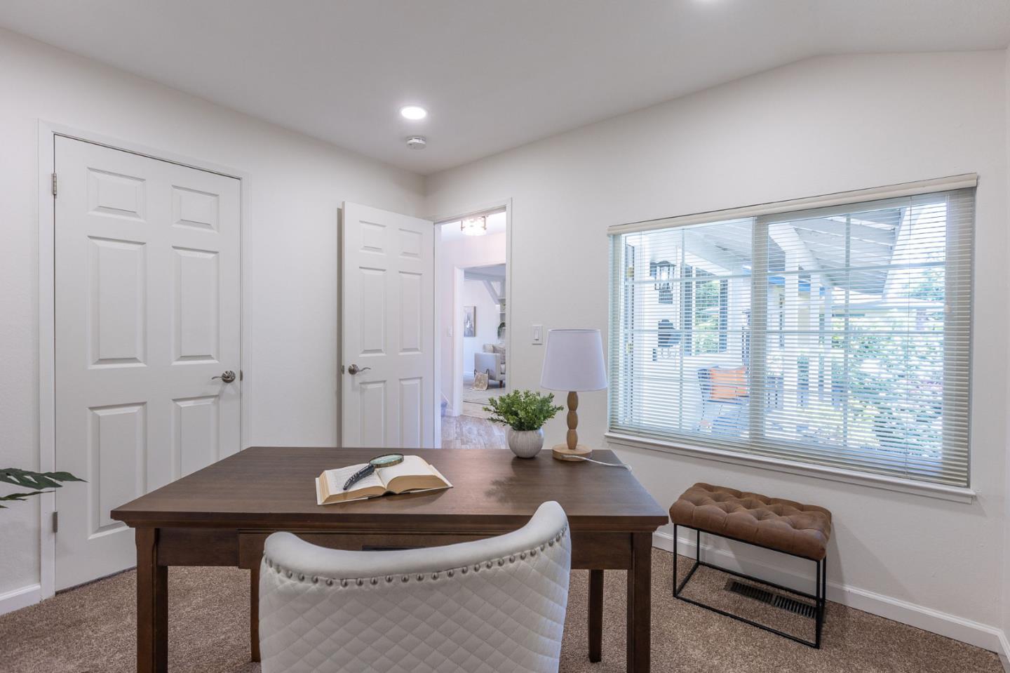 2550 Fairglen DR