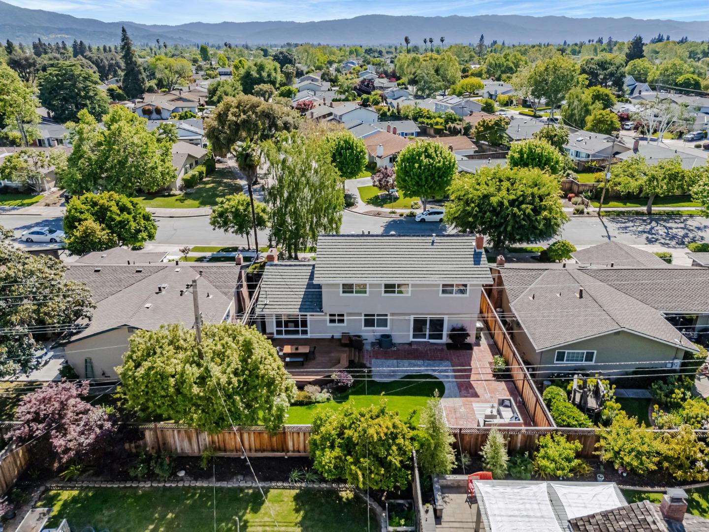 2550 Fairglen DR