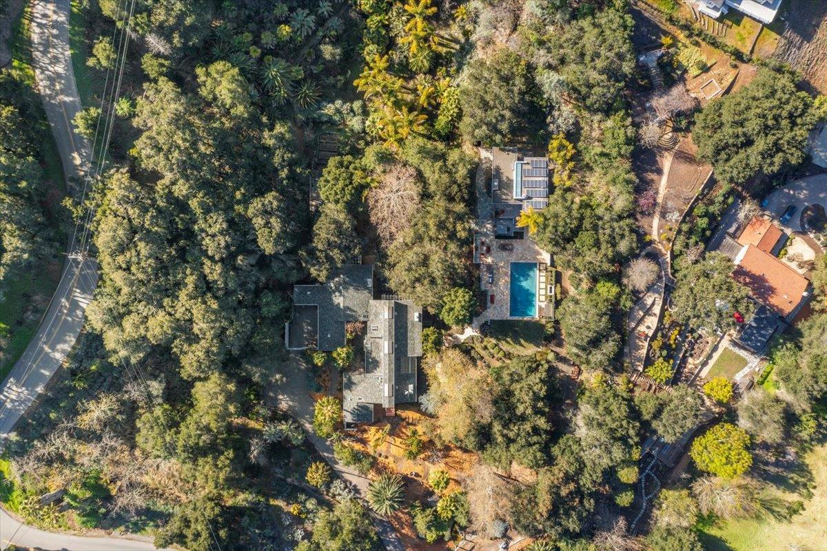28140 Story Hill Lane