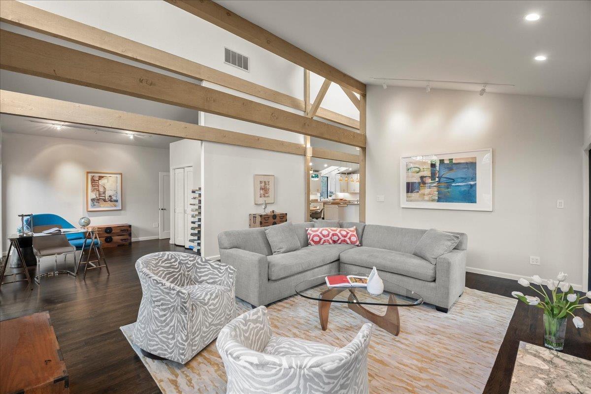 28140 Story Hill Lane