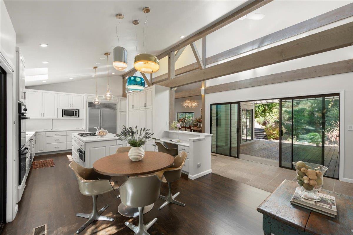 28140 Story Hill Lane