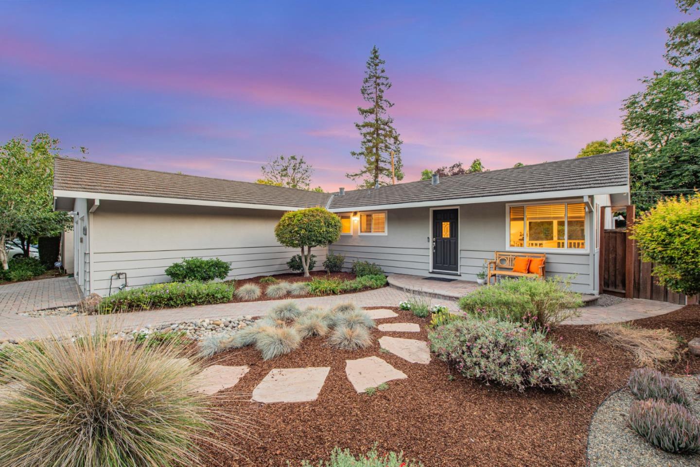 1711 Parkside Avenue