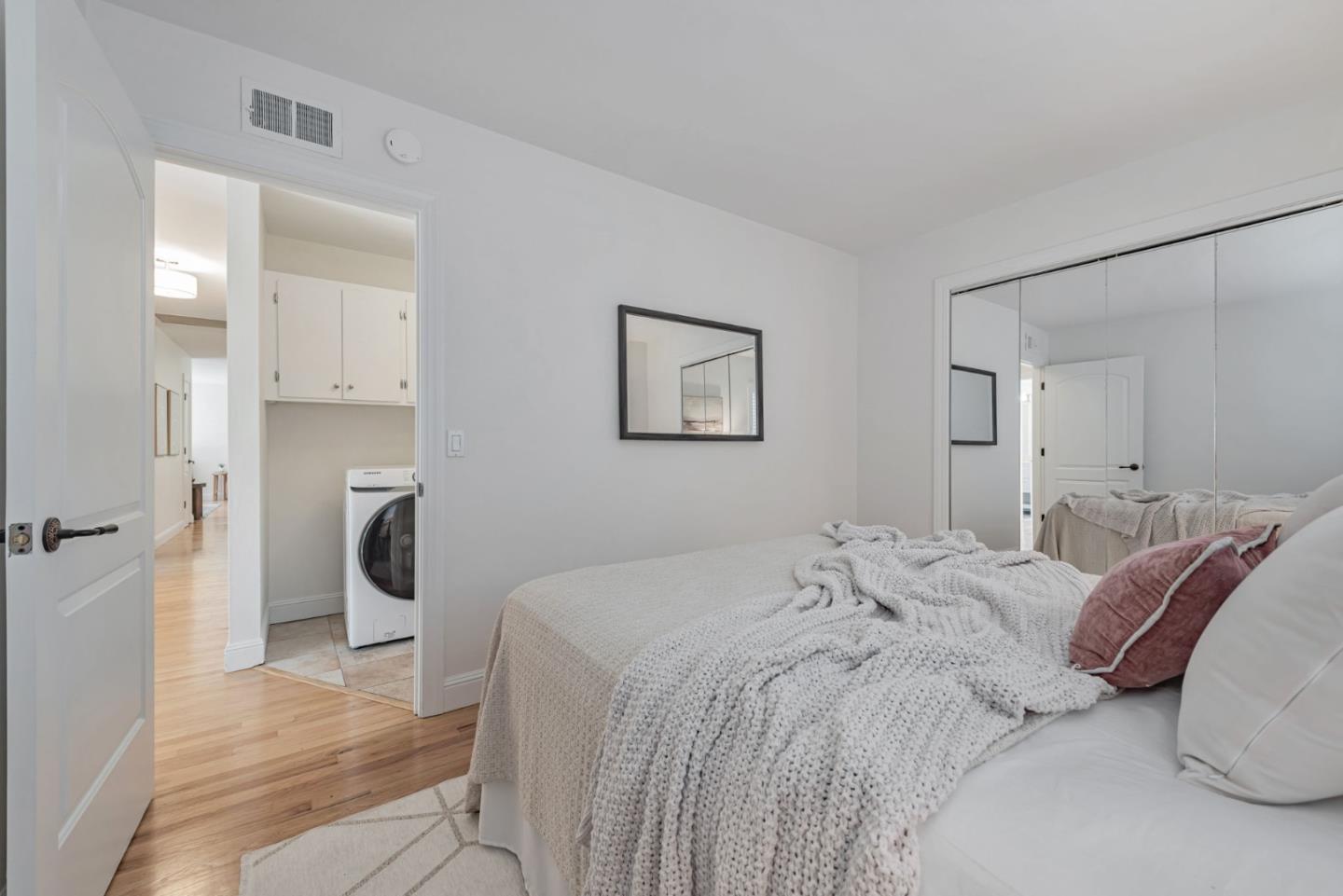 1711 Parkside Avenue