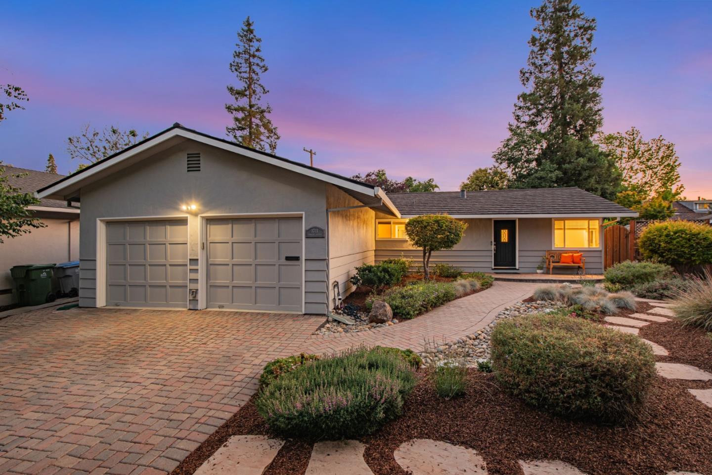 1711 Parkside Avenue