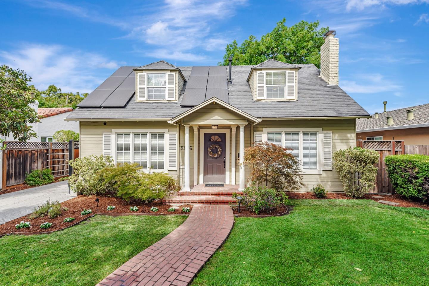 2016 Lincoln Avenue