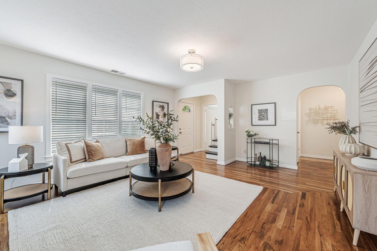 2016 Lincoln Avenue