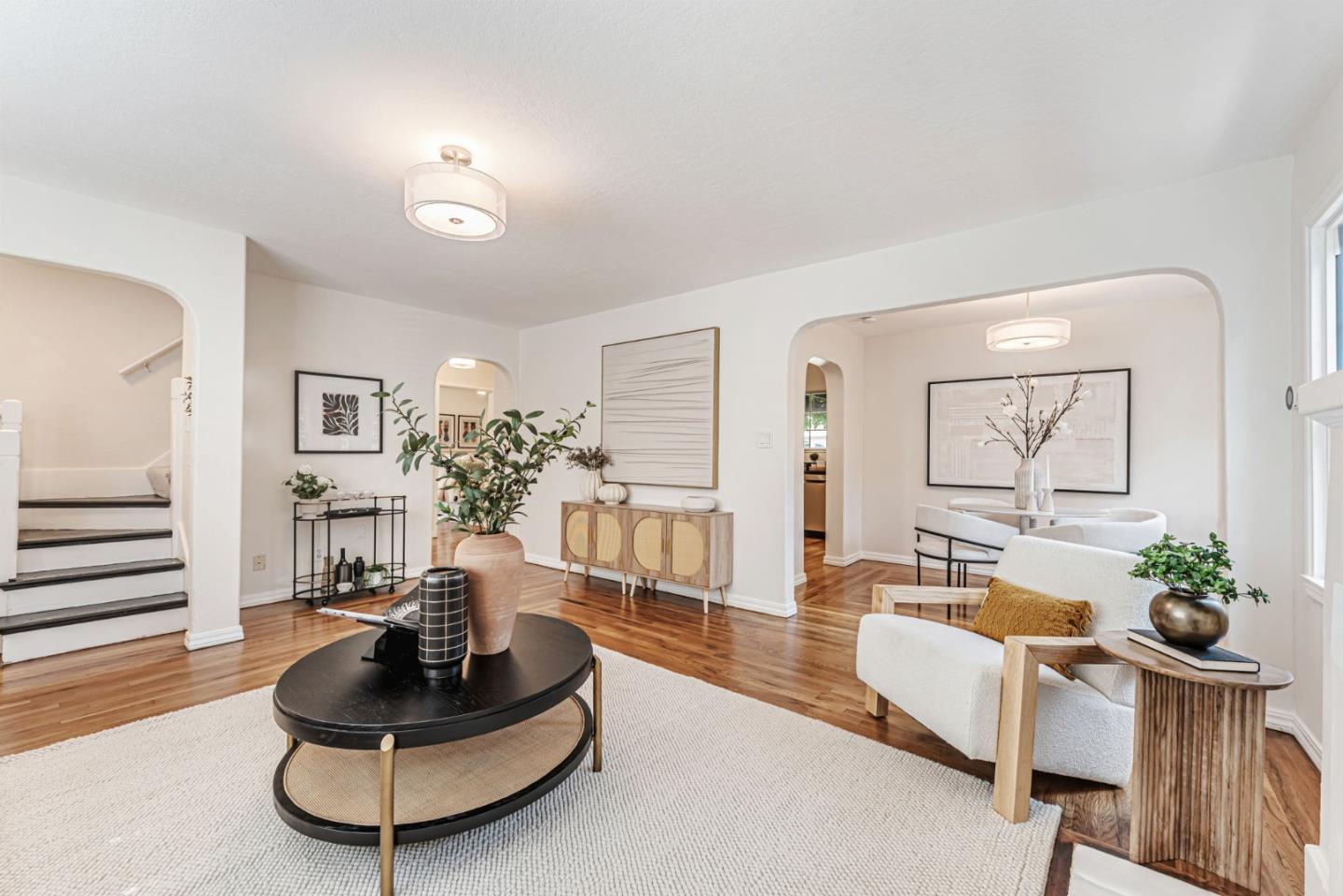2016 Lincoln Avenue