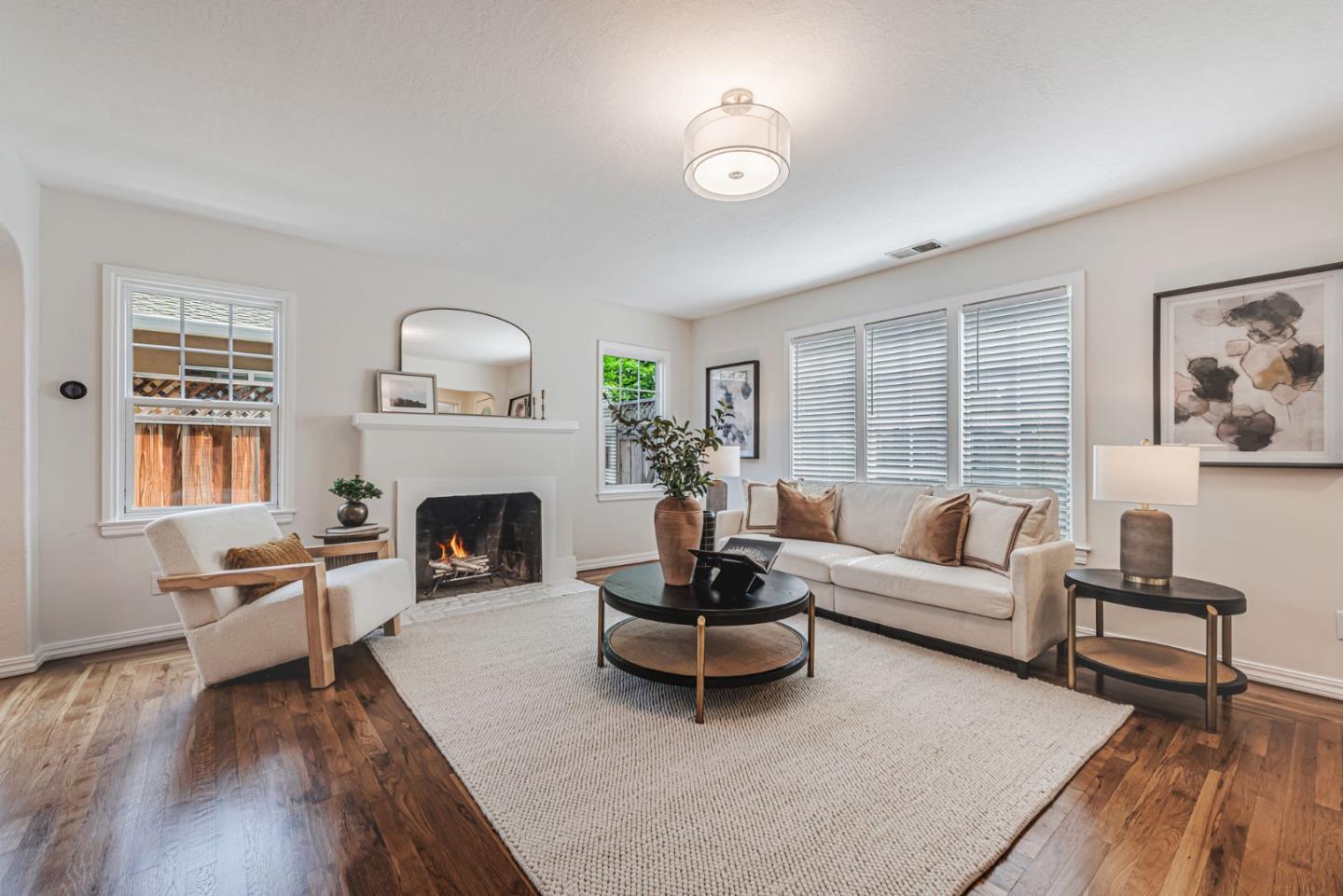 2016 Lincoln Avenue