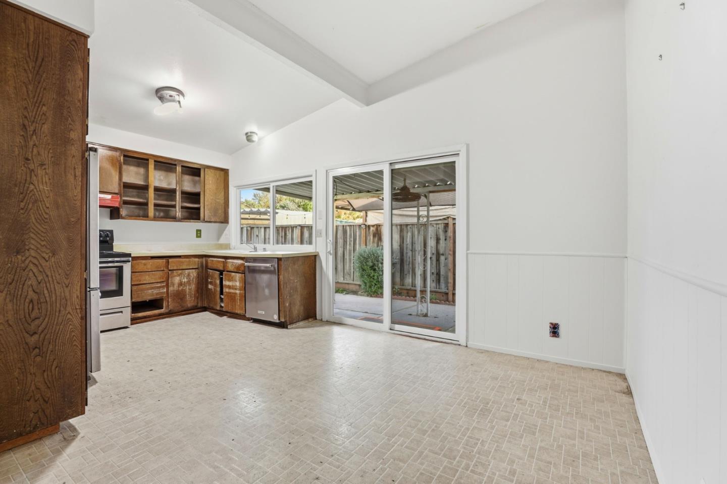 6588 Korhummel Way