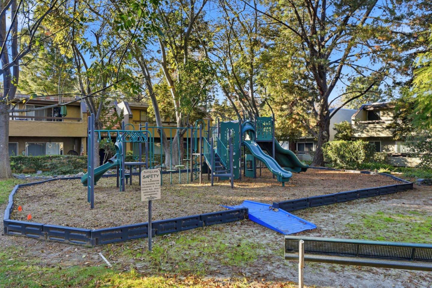 285 Tradewinds Drive 6