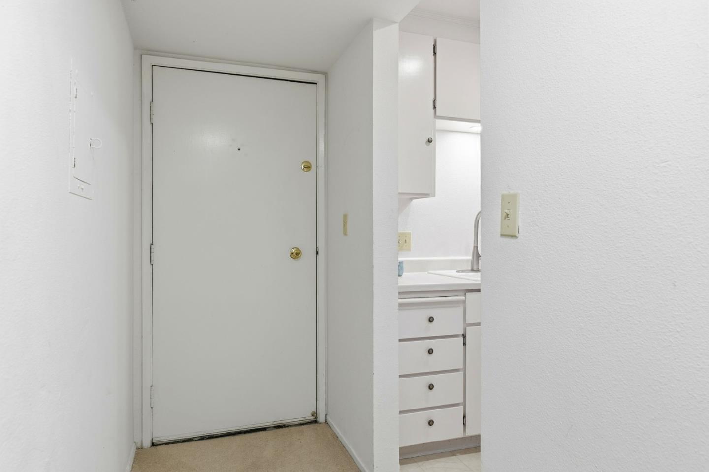 285 Tradewinds Drive 6