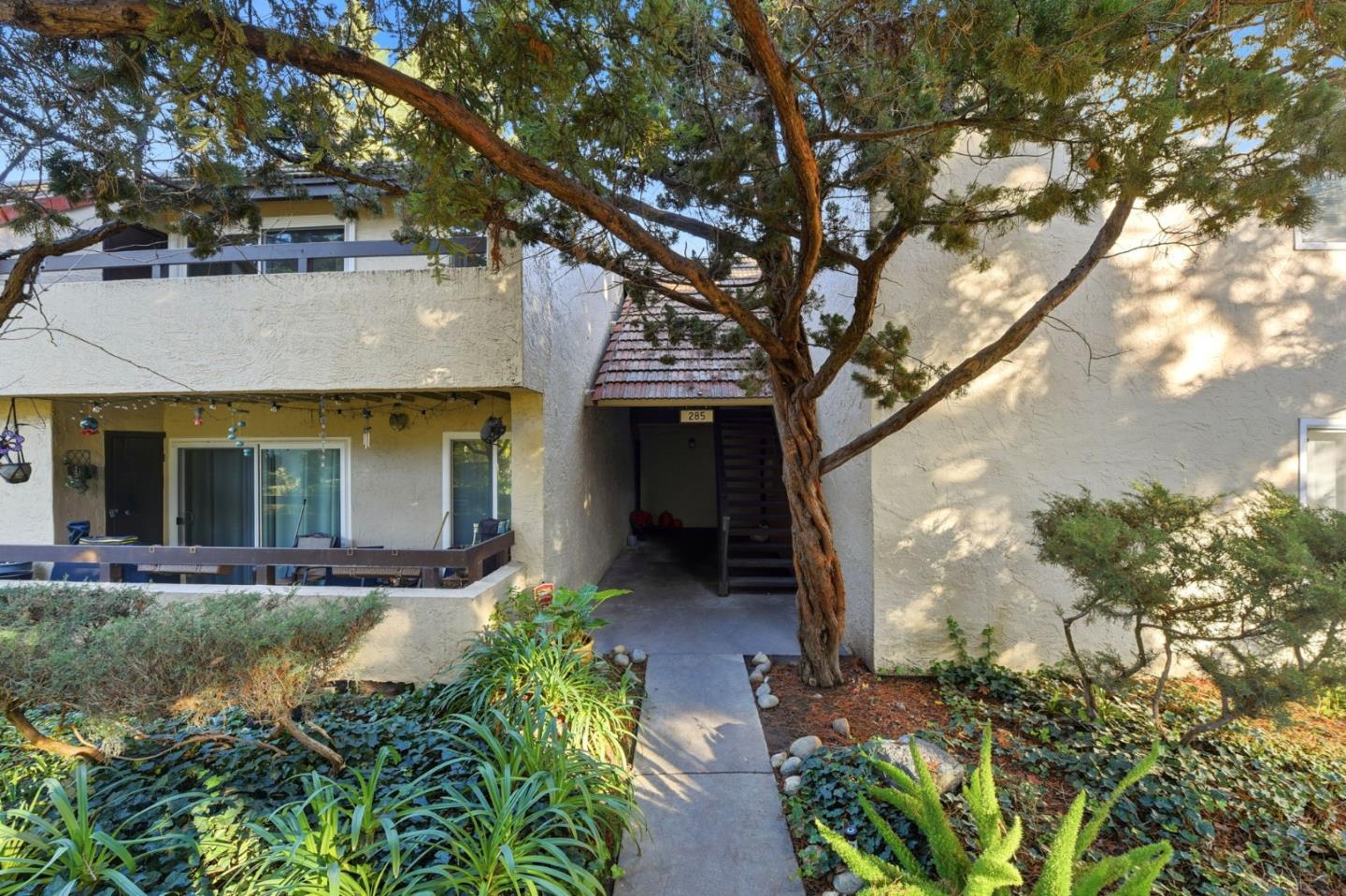 285 Tradewinds Drive 6