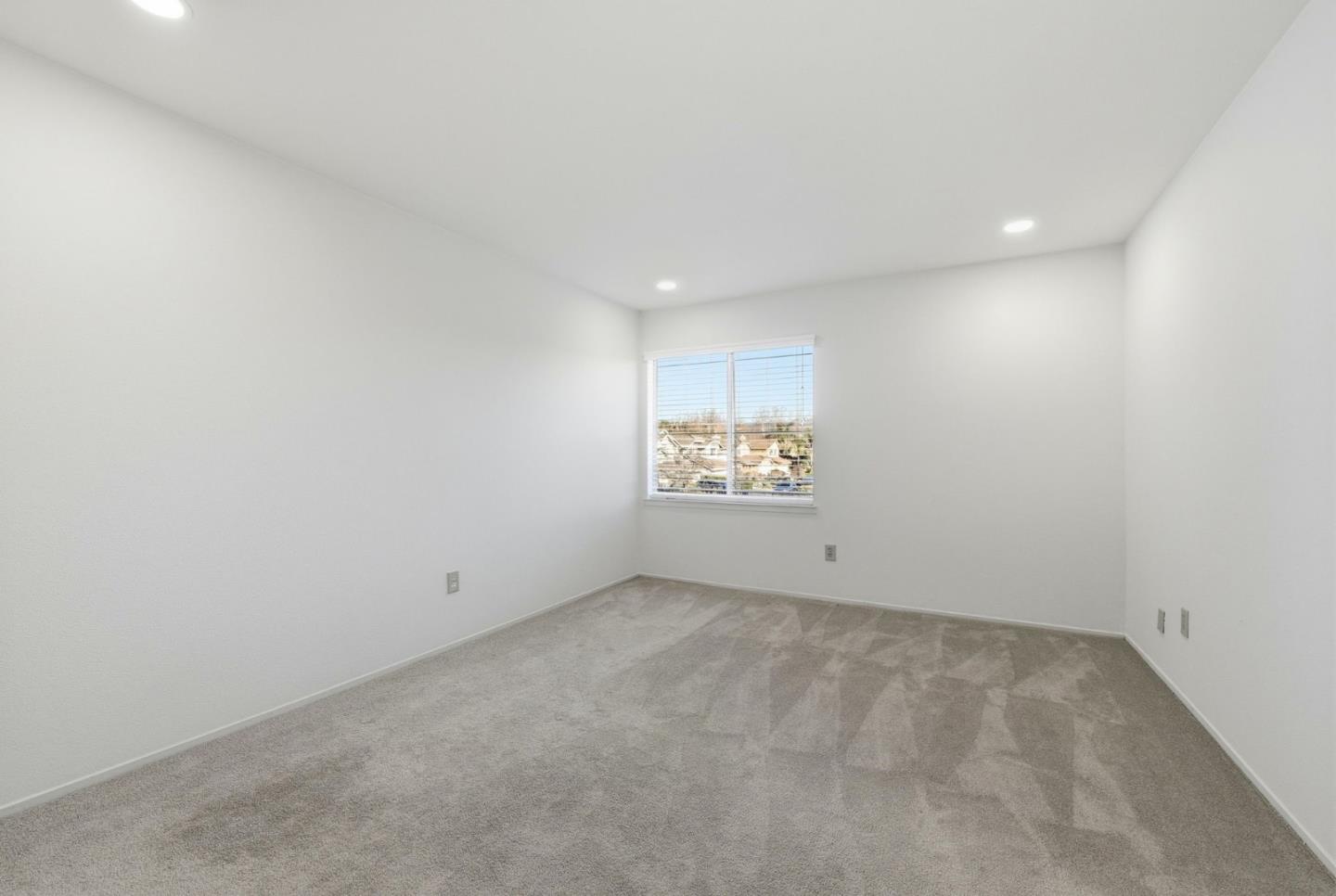 285 Tradewinds Drive 6