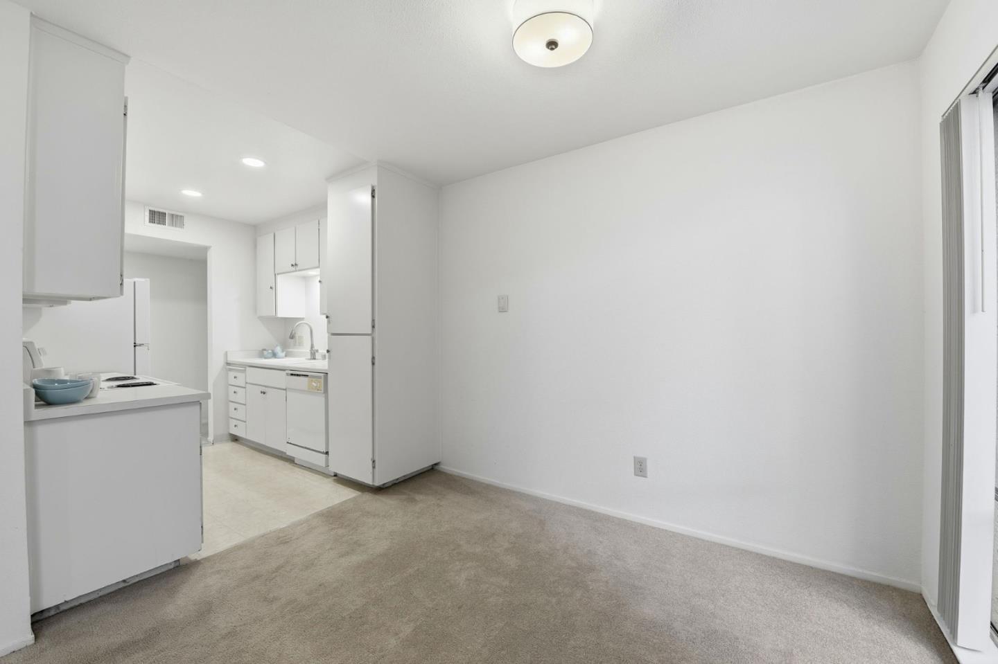 285 Tradewinds Drive 6