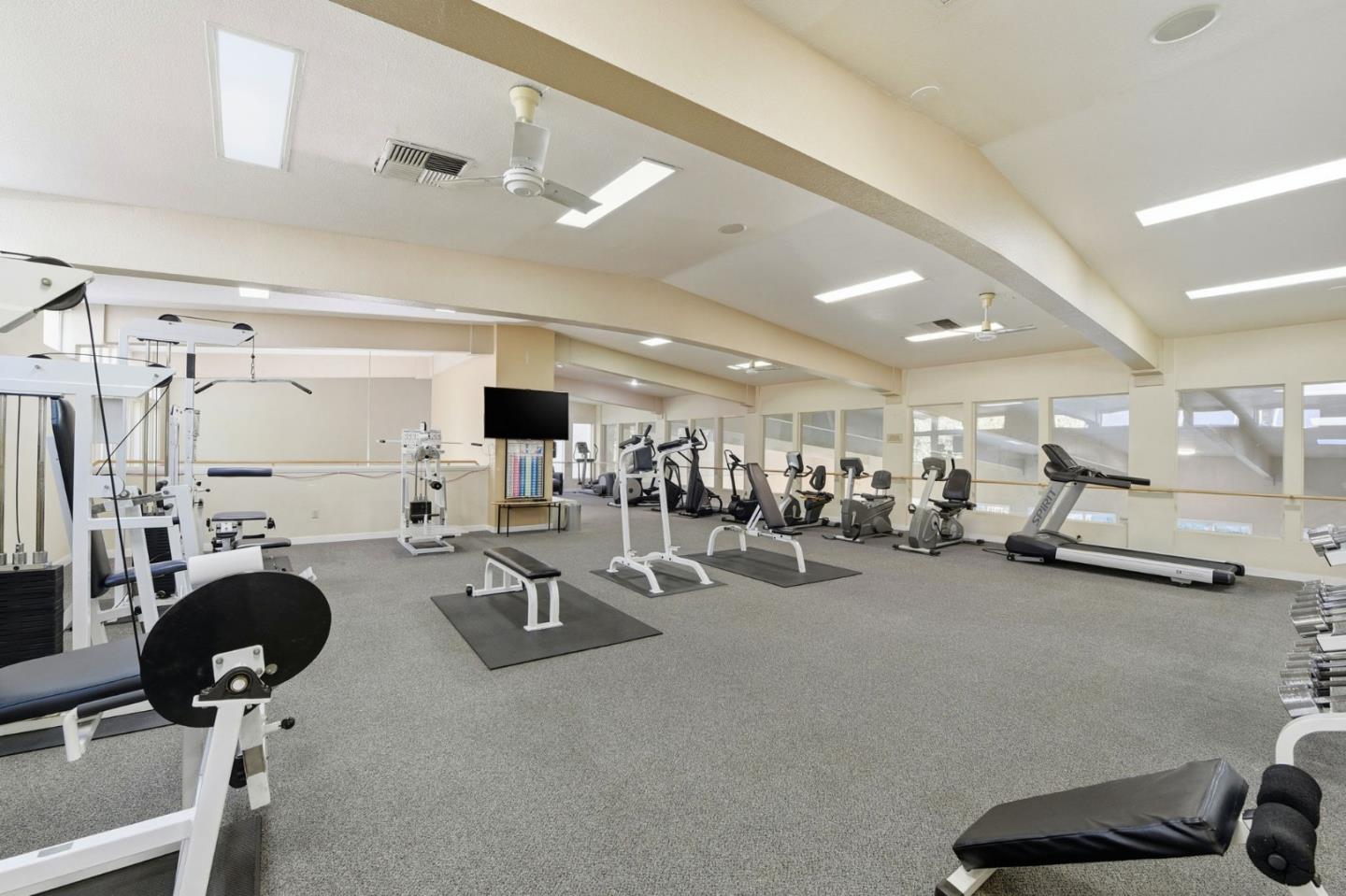 285 Tradewinds Drive 6