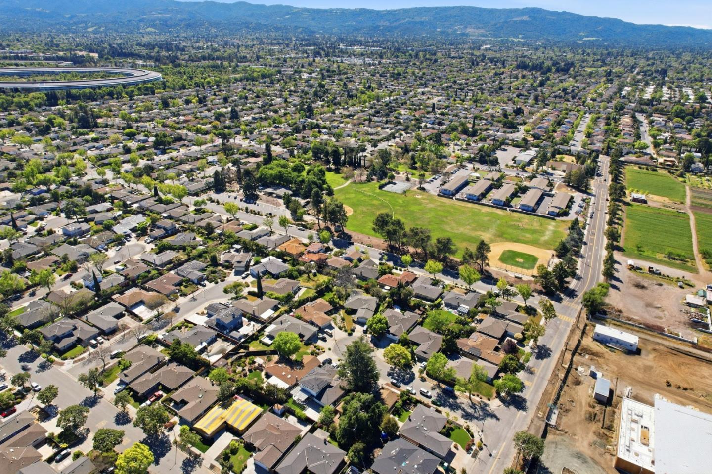 1524 Sandpiper Court