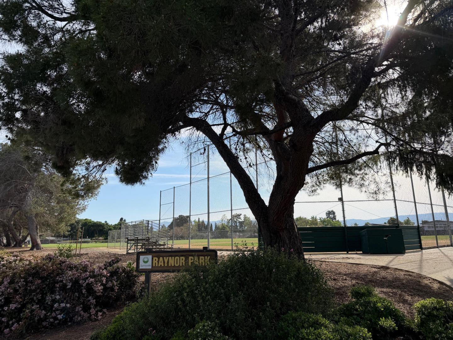 1524 Sandpiper Court