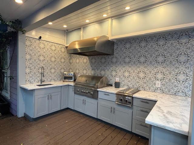 1068 Broadway Avenue