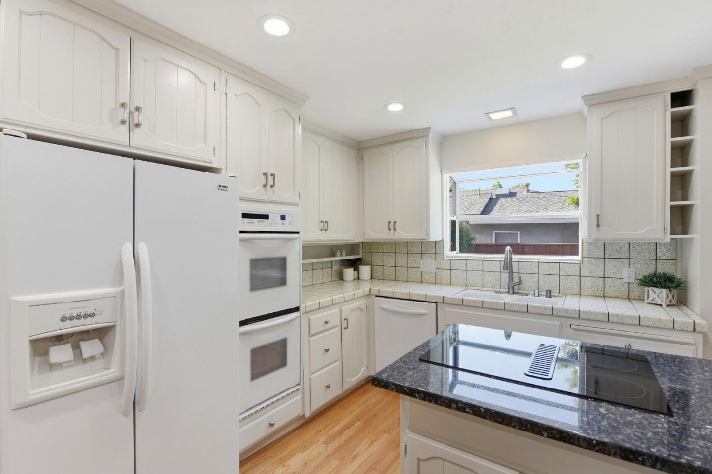 1625 Parkside Avenue