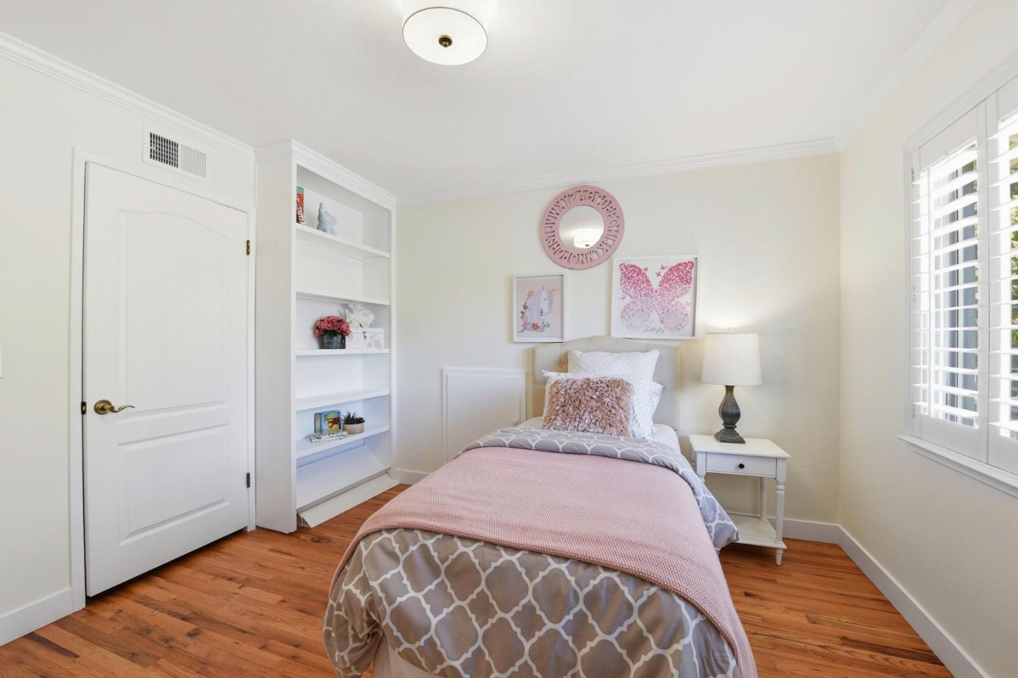 1625 Parkside Avenue